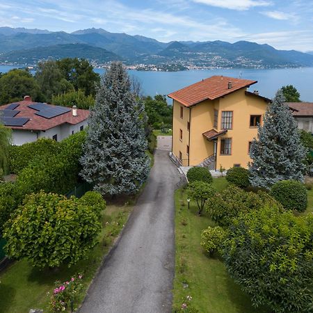 Casa Lilla - Lakeview Large Apartments With Garden Above Stresa Bagian luar foto