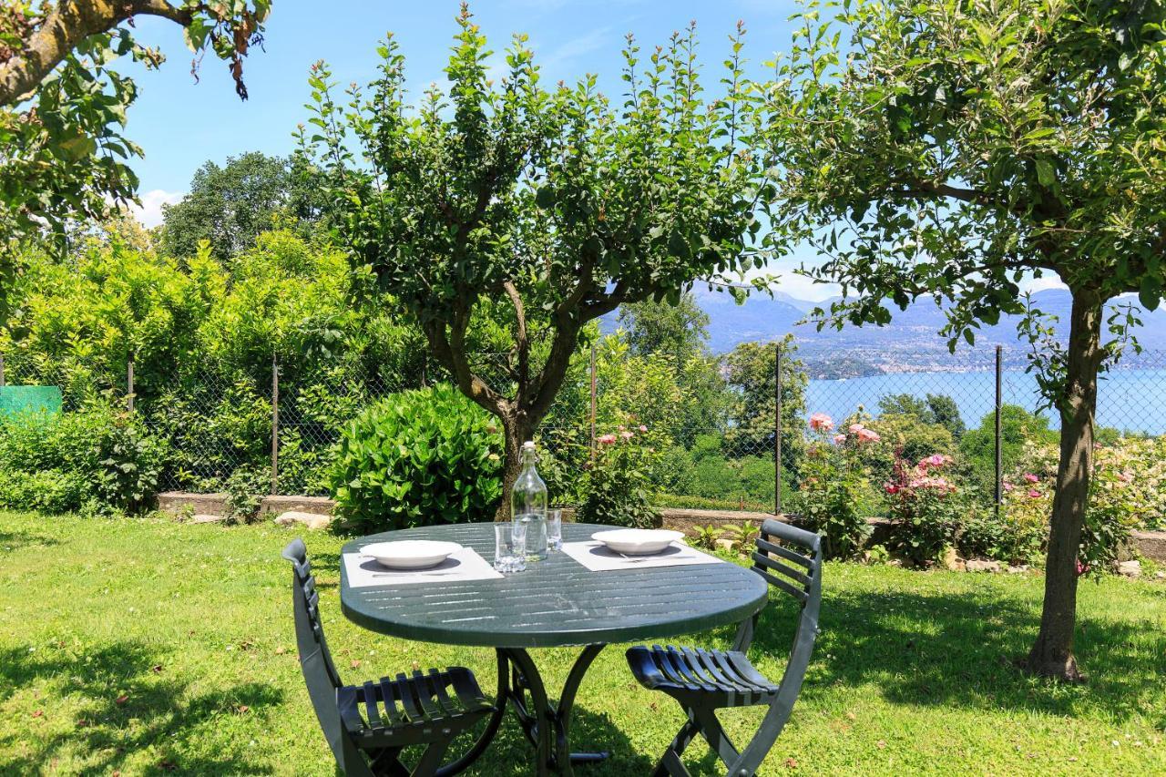 Casa Lilla - Lakeview Large Apartments With Garden Above Stresa Bagian luar foto